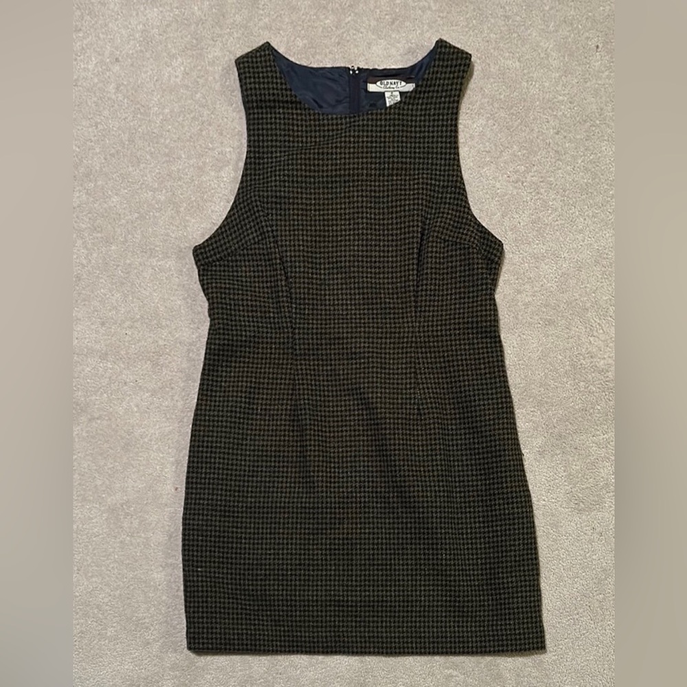 Sleeveless Dress